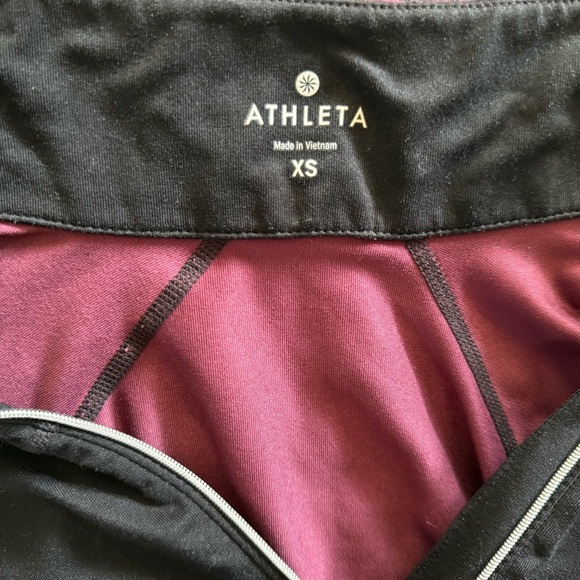 Athleta Women's Black and Purple Long Sleeve Top - Picture 3 of 3